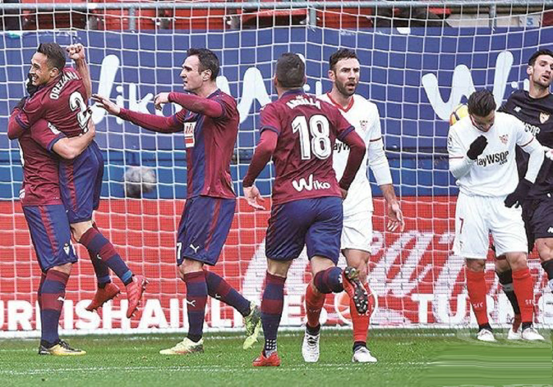 关于塞维利亚击败对手，巩固联赛前列位置的信息