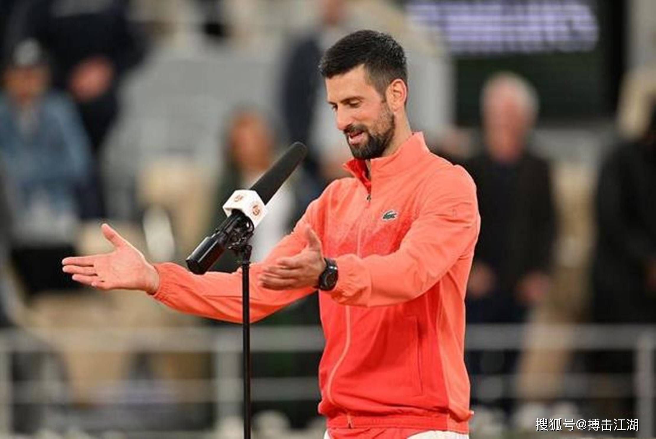 包含美国网球队碾压欧洲网球队，德约科维奇制霸全场的词条